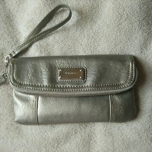 Nine west wristlet